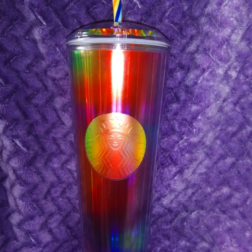 *BNWT*PRIDE STARBUCKS CUP